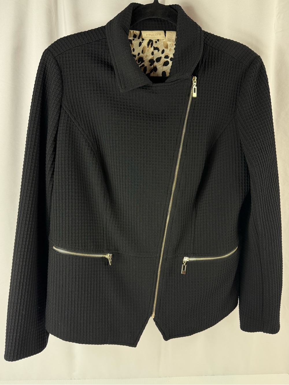 Chico's Textured Moto Jacket Blazer Black Animal Print Lining Size 1 / Medium